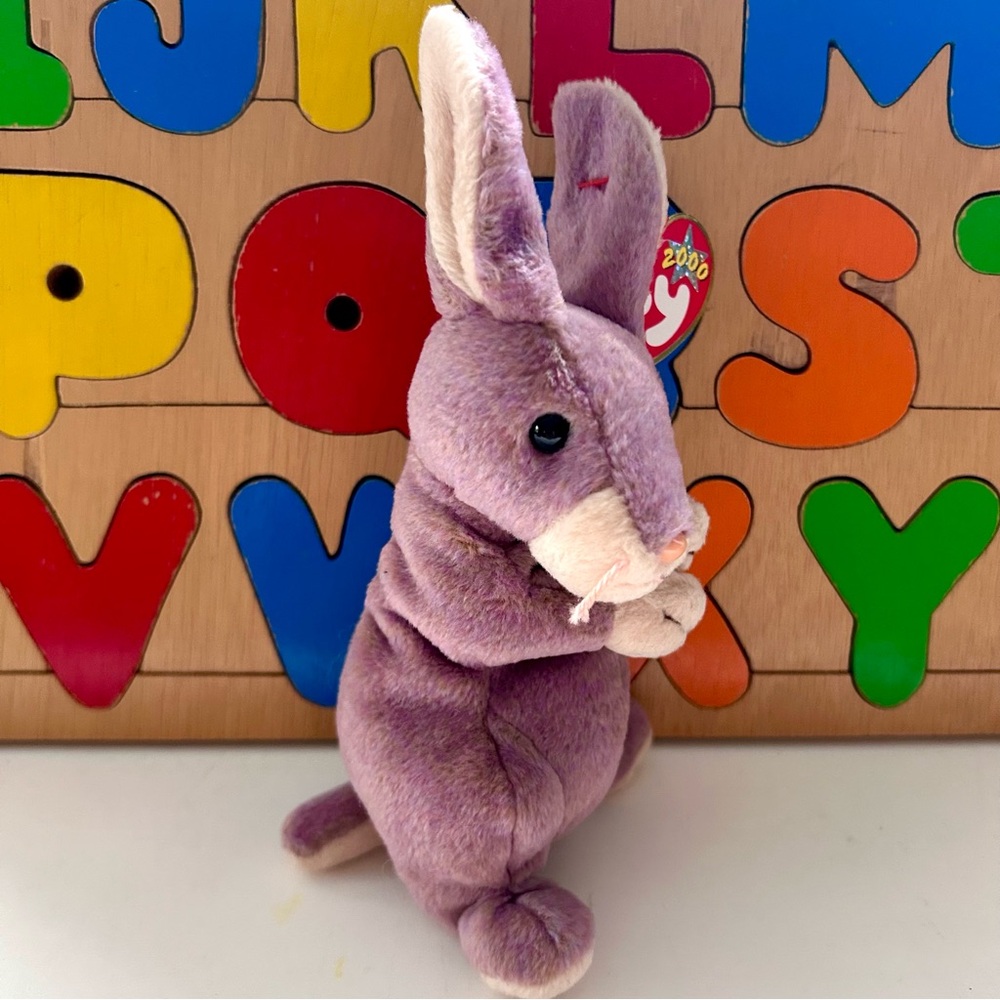 NWT Springy 🐰 the Bunny Ty Beanie Baby 2000